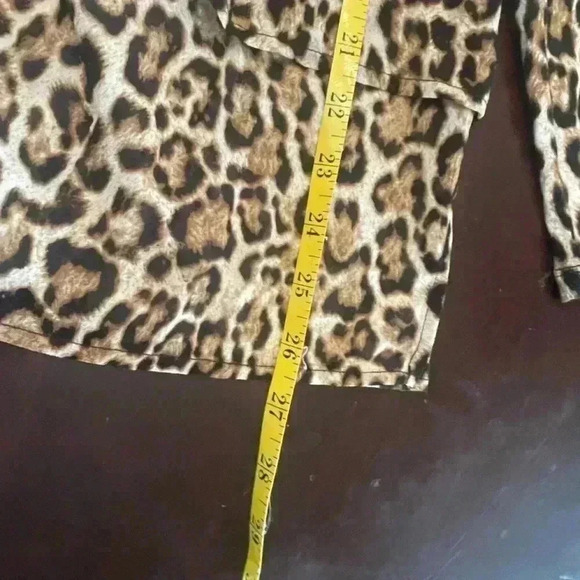 Michael Kors Leopard Animal Print Lightweight Pullover Blouse Sheer Overlay SM - Picture 9 of 10